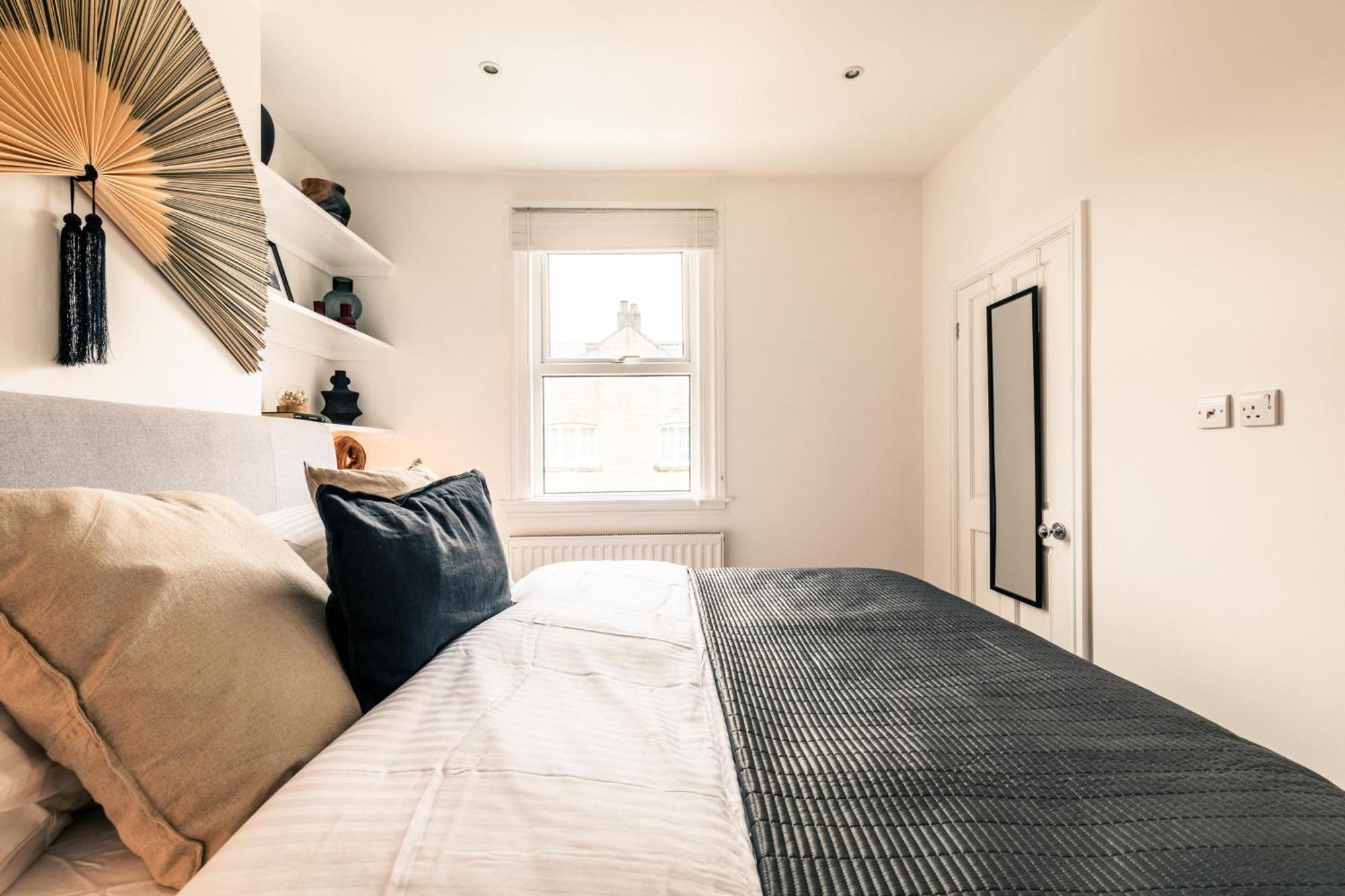 The Broadway Bath - 2 Bedrooms With Parking, Central Bath Buitenkant foto