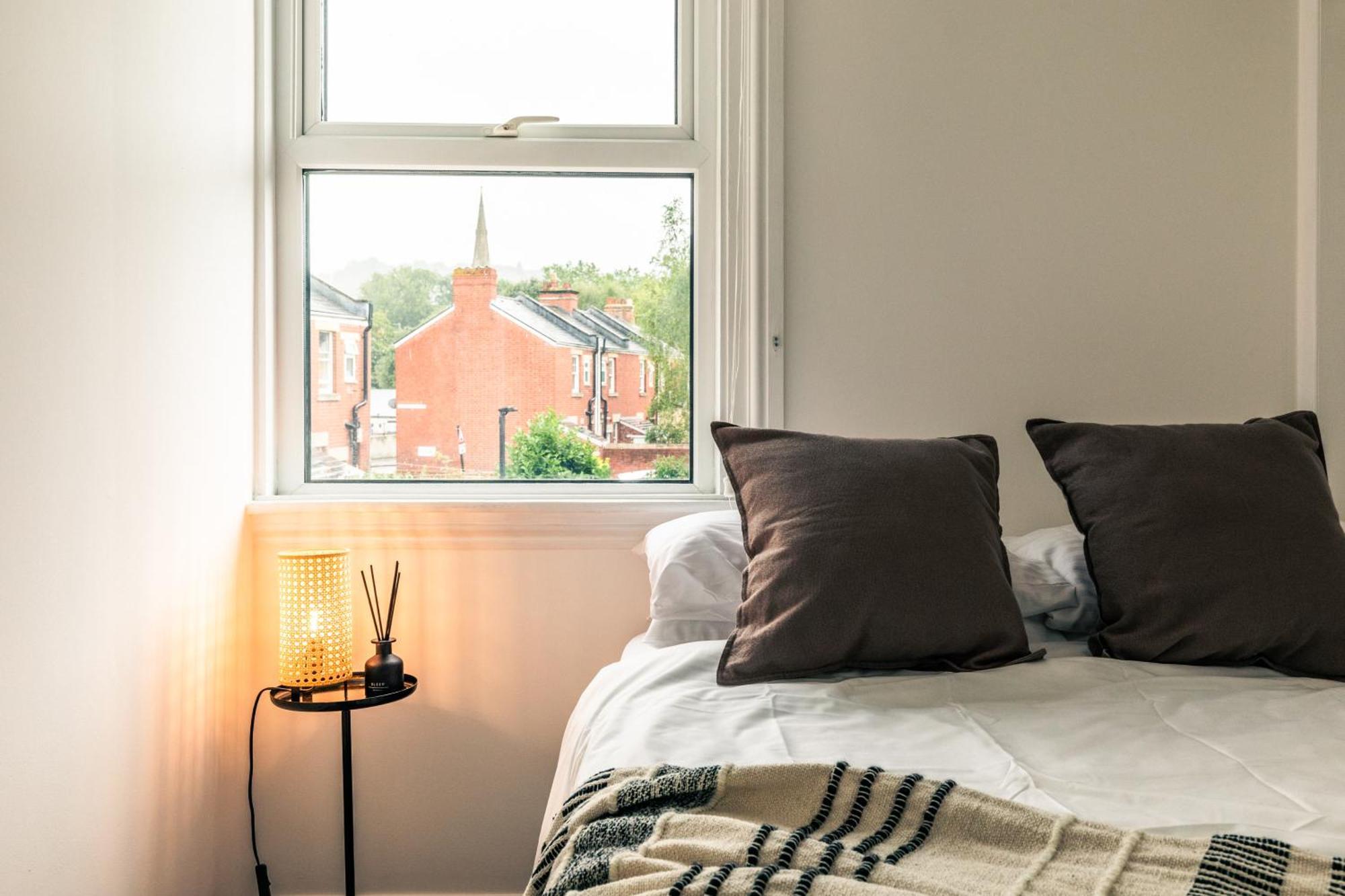 The Broadway Bath - 2 Bedrooms With Parking, Central Bath Buitenkant foto