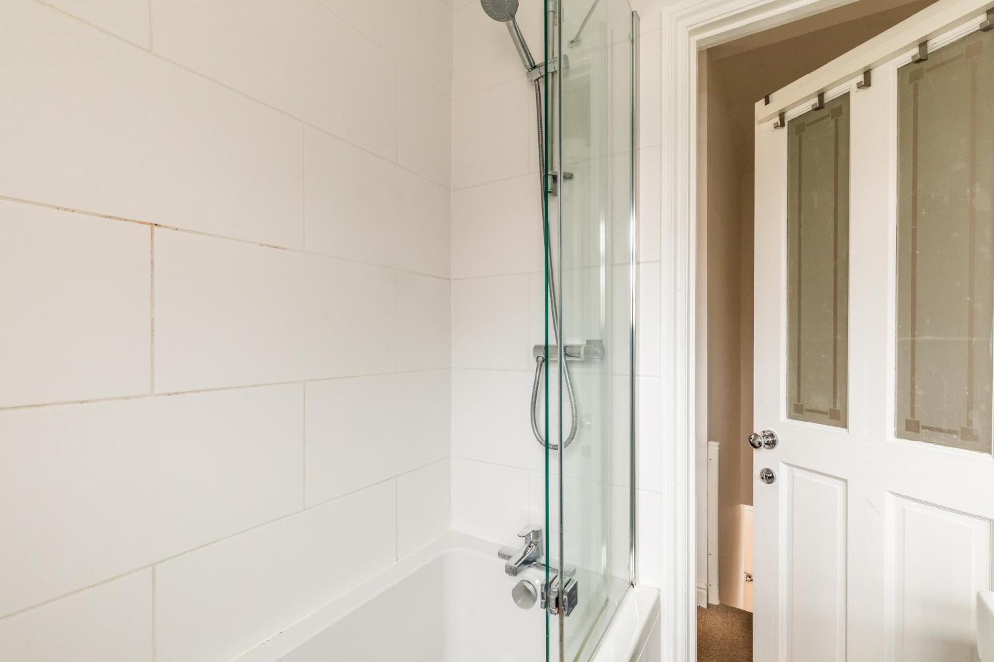 The Broadway Bath - 2 Bedrooms With Parking, Central Bath Buitenkant foto